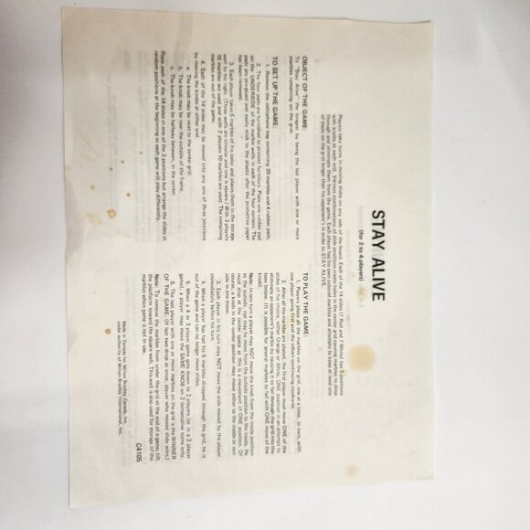 Stay Alive Board Game Milton Bradley Canada Bilingual Version COMPLETE Vtg - Picture 9 of 14